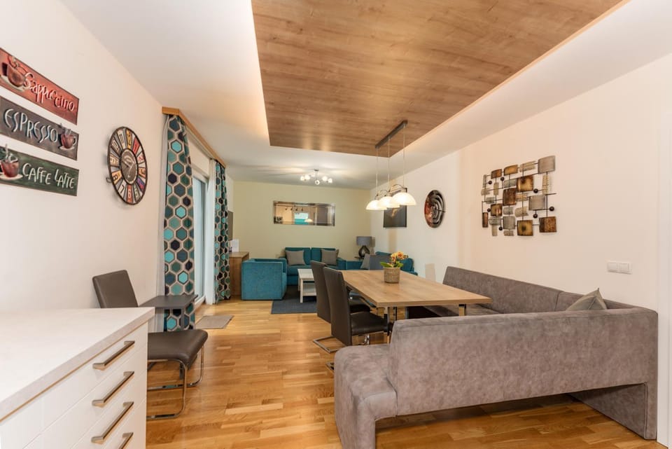 Living room, Seating area, Dining area