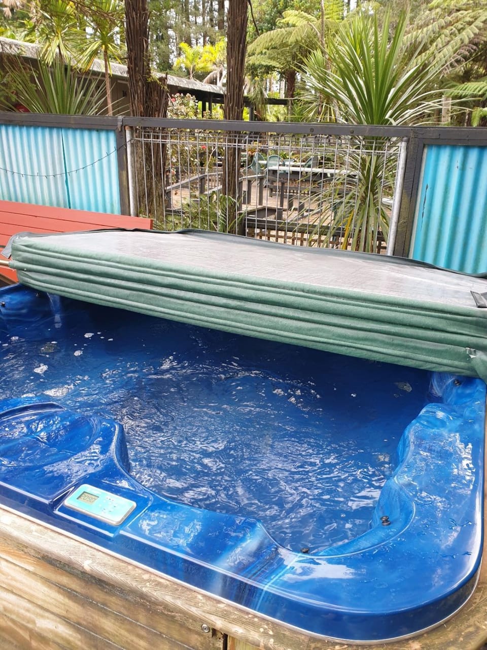Property building, Swimming pool