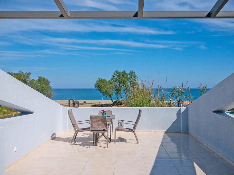 Patio, Day, View (from property/room), Balcony/Terrace, Sea view