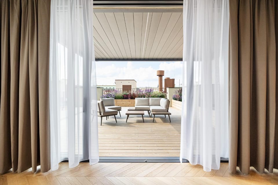 View (from property/room), Balcony/Terrace, Seating area