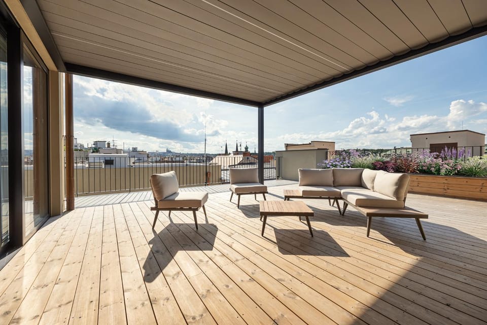 View (from property/room), Balcony/Terrace, Seating area