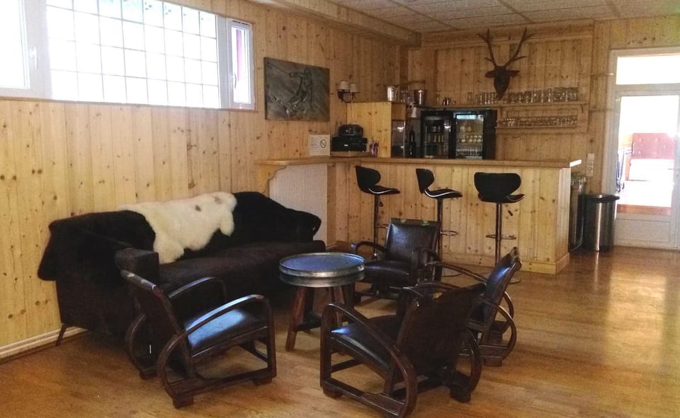 Lounge or bar
