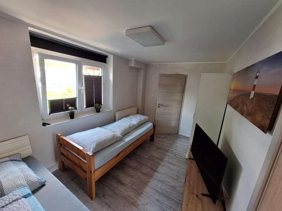 Living room, Bedroom