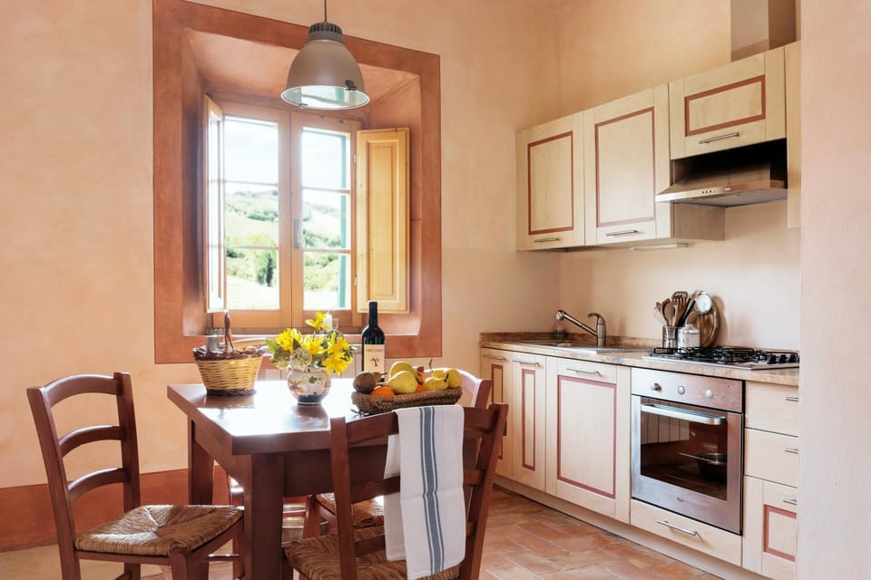 Chiarentana di Donata Origo Farm Stay in Tuscany