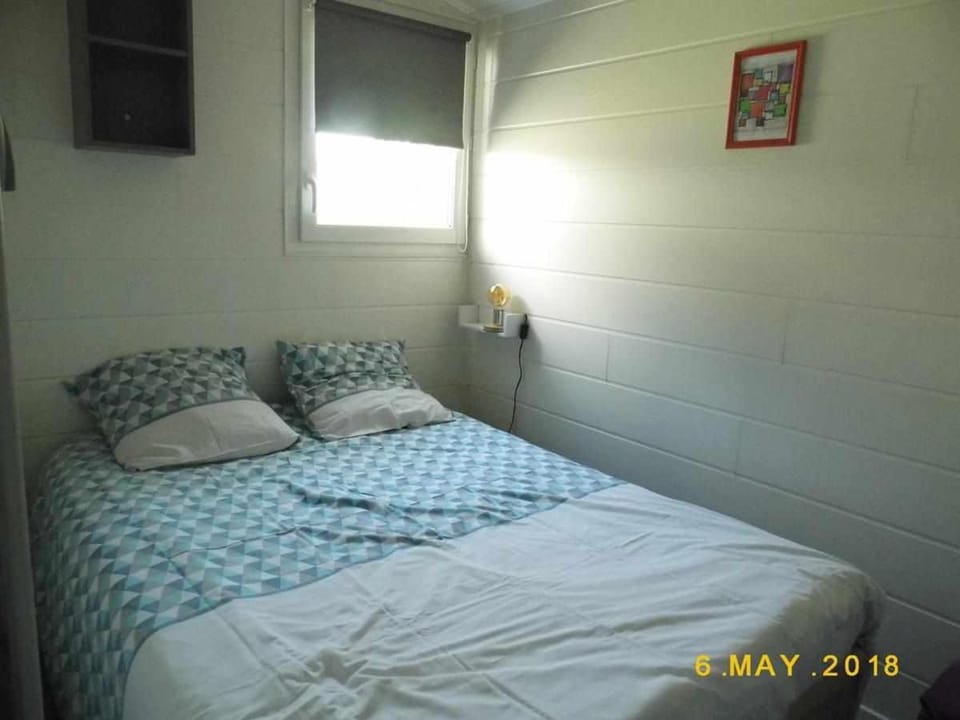 Joli petit T2 calme au bord de leau House in Auvergne-Rhône-Alpes