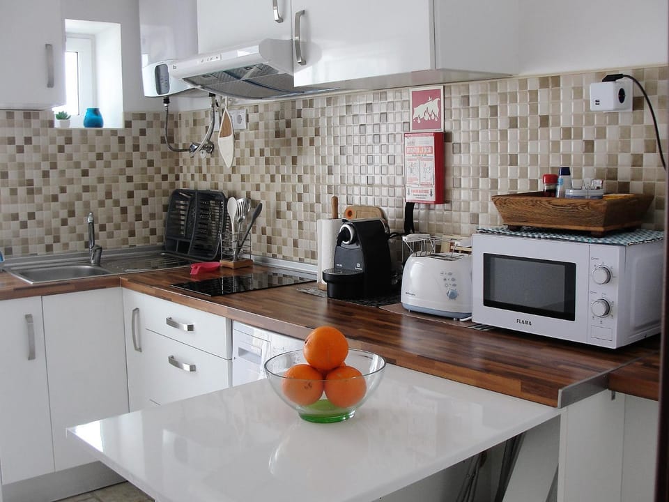 Kitchen or kitchenette, Decorative detail