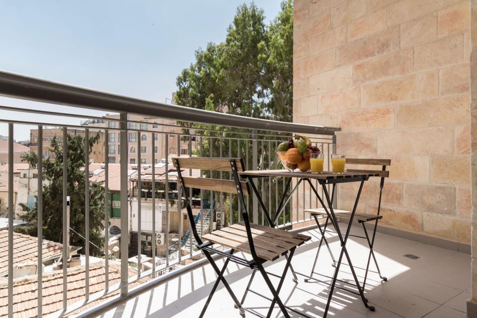 Property building, Balcony/Terrace