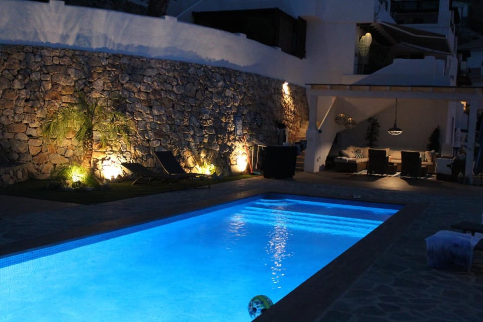 Patio, Night, Summer, Seating area, On site, Pool view, Swimming pool, Swimming pool