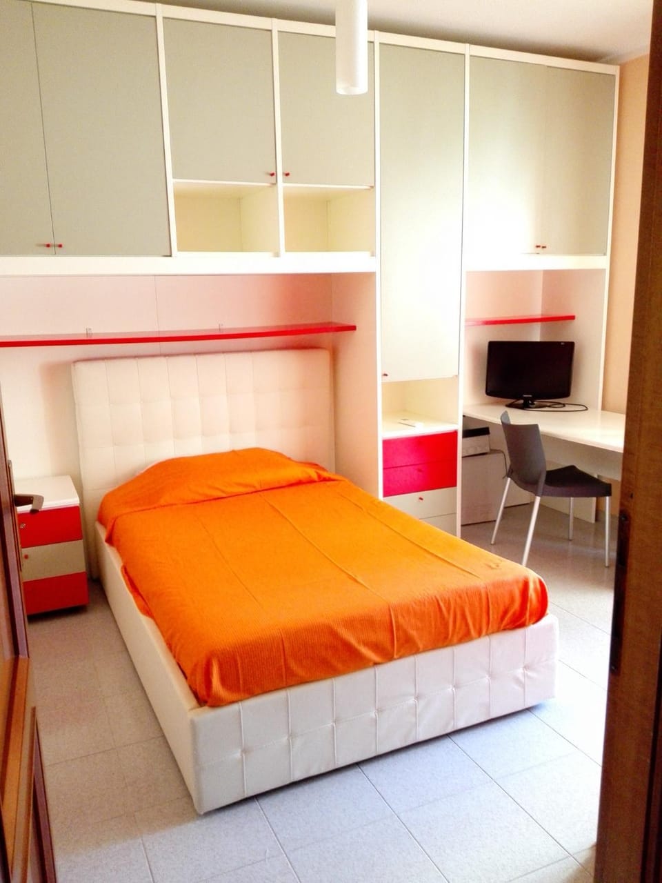 Bed, Balcony/Terrace, Bedroom
