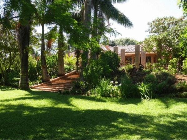 Property building, Garden
