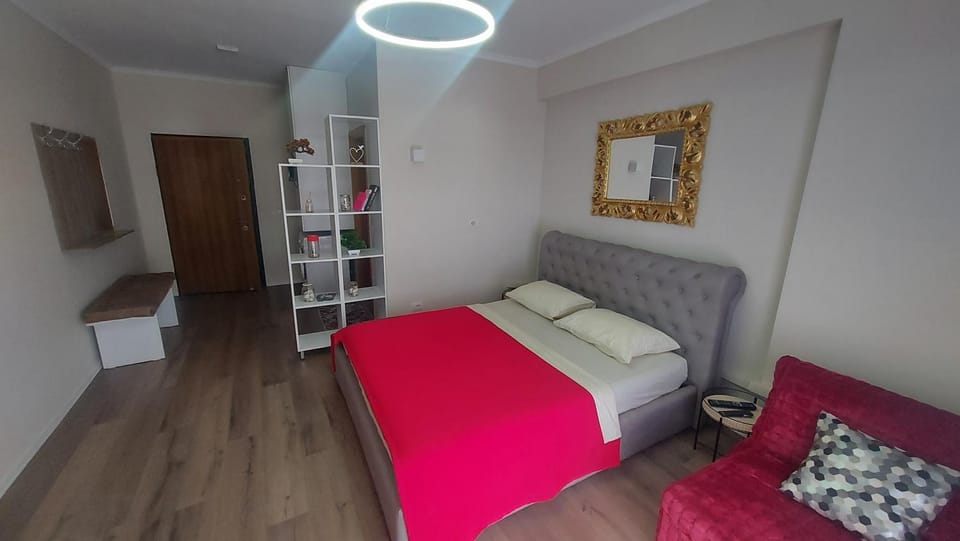 Bed, Living room