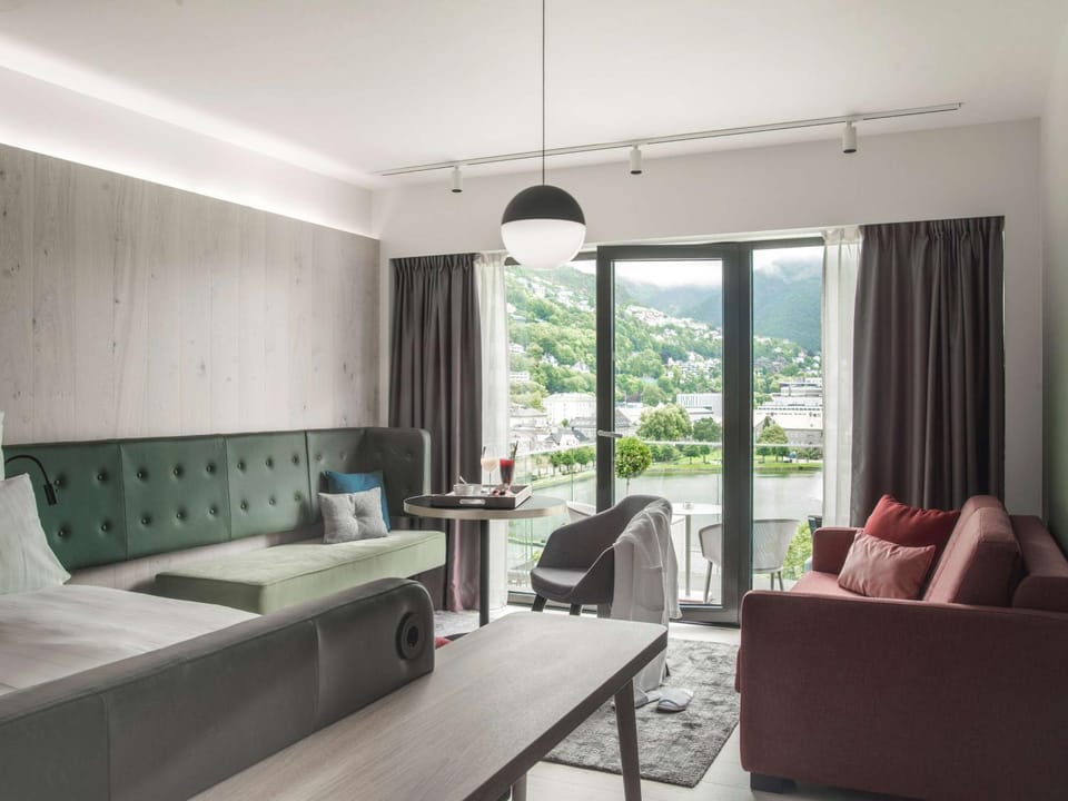 Bed, View (from property/room), Other, Seating area, City view