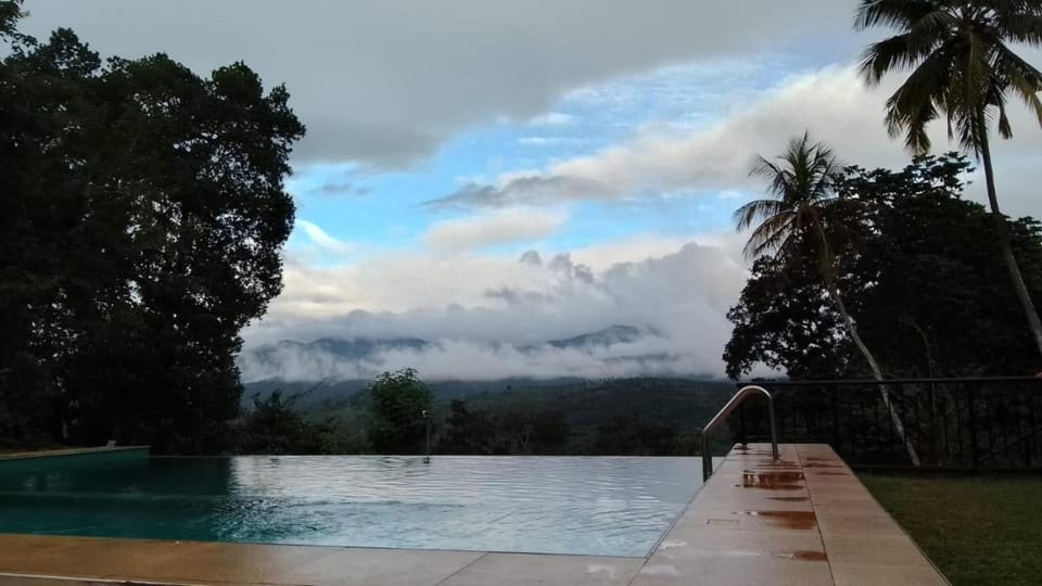Day, Natural landscape, Mountain view, Pool view, Swimming pool
