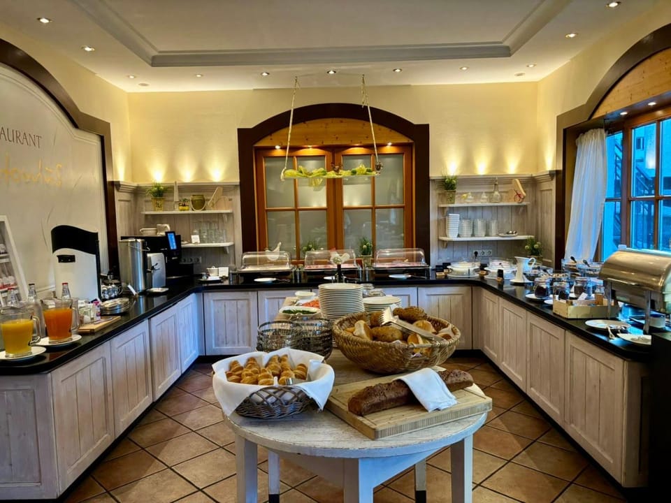 Food, Breakfast, Buffet breakfast