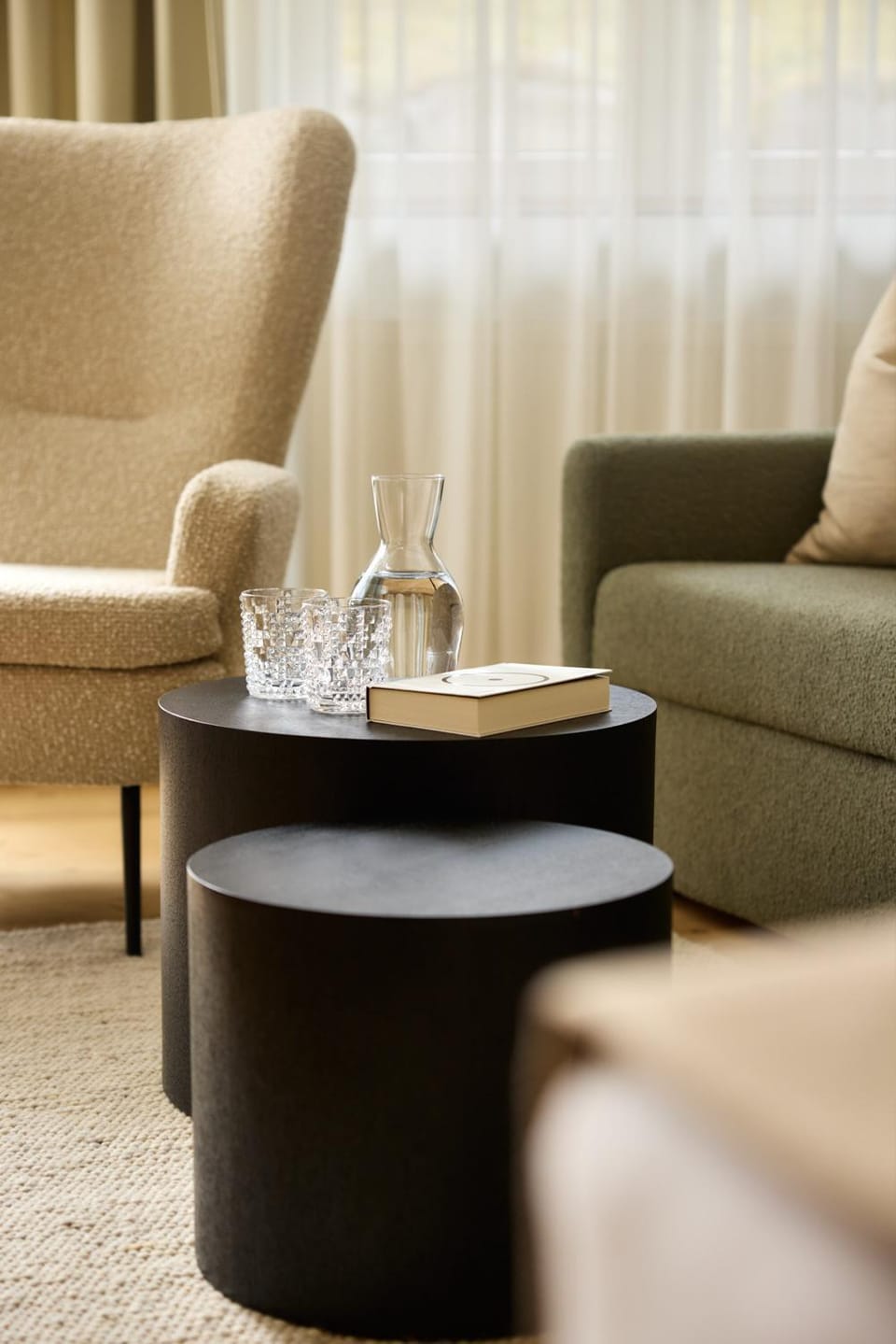 Living room, Seating area