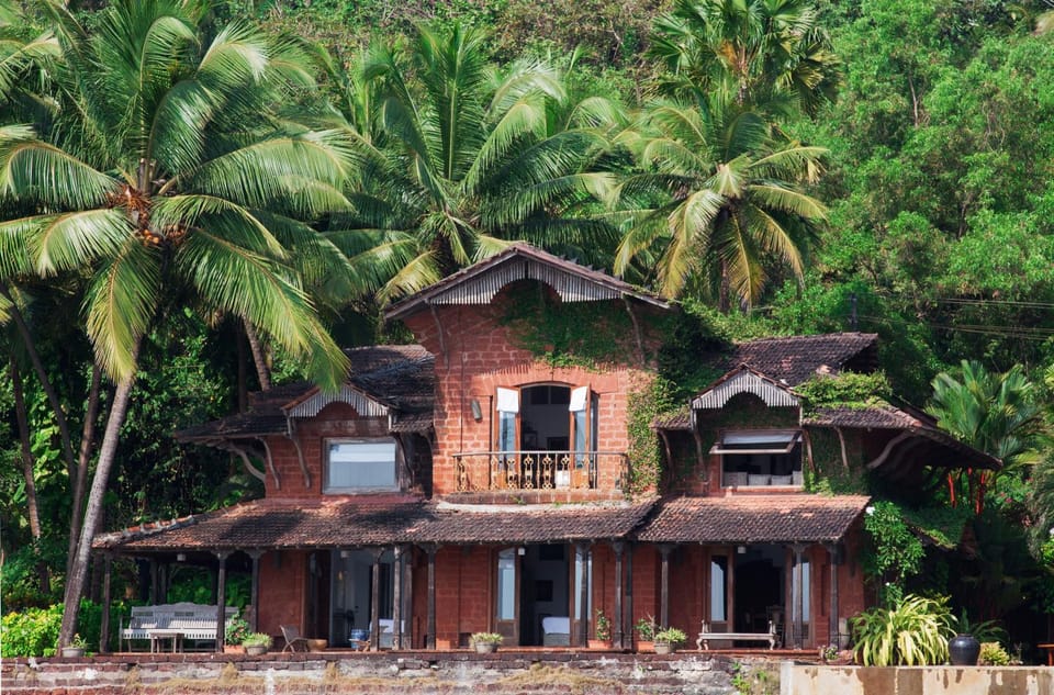 Property building, Facade/entrance, Bird's eye view