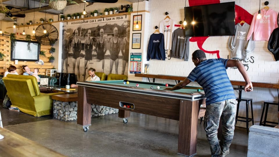People, Game Room