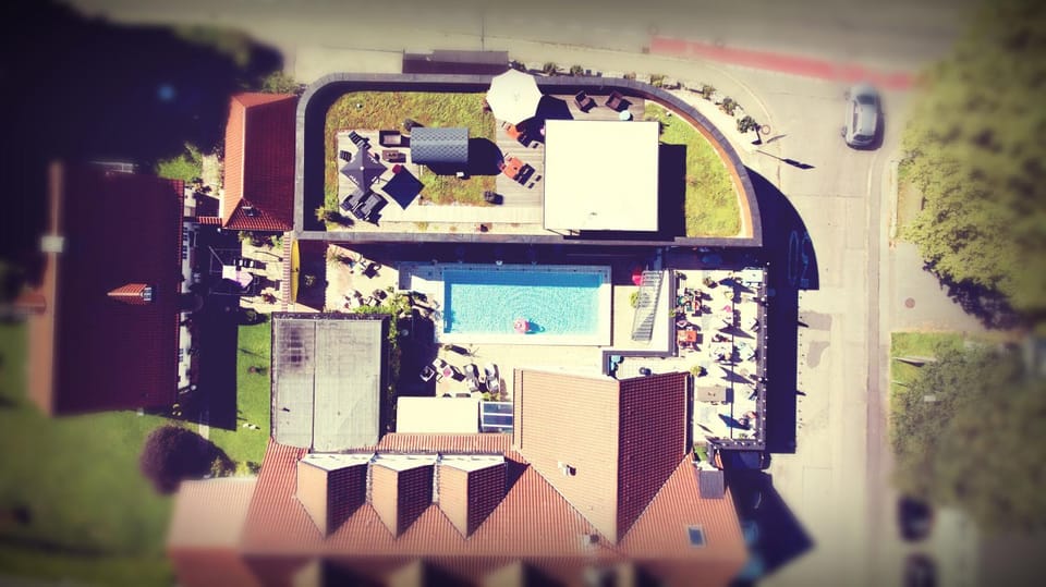 Property building, Bird's eye view