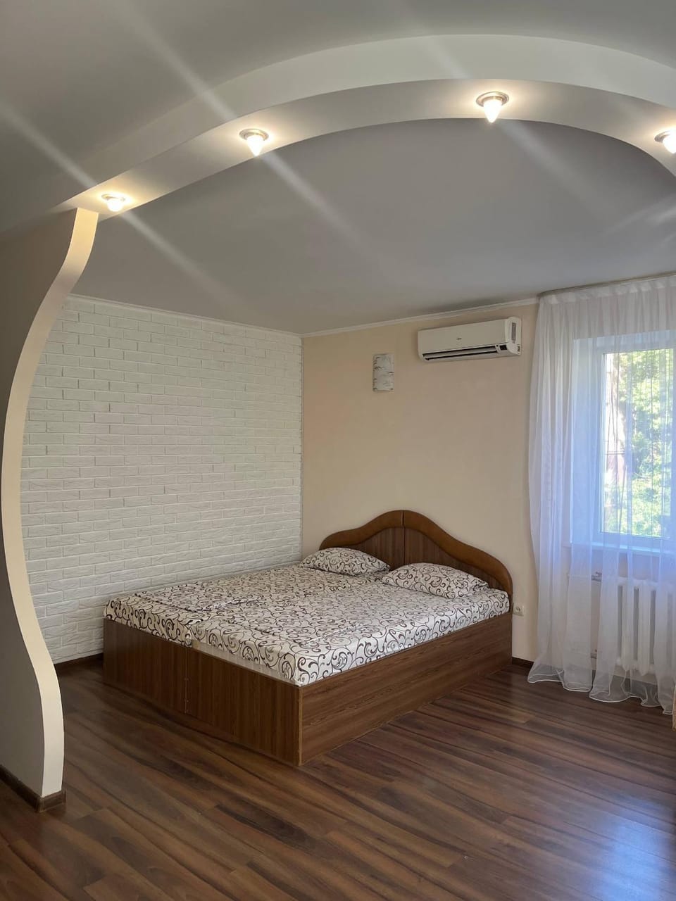 Студія біля GagarinMall, 10хв від автовокзалу Apartment in Dnipropetrovsk Oblast