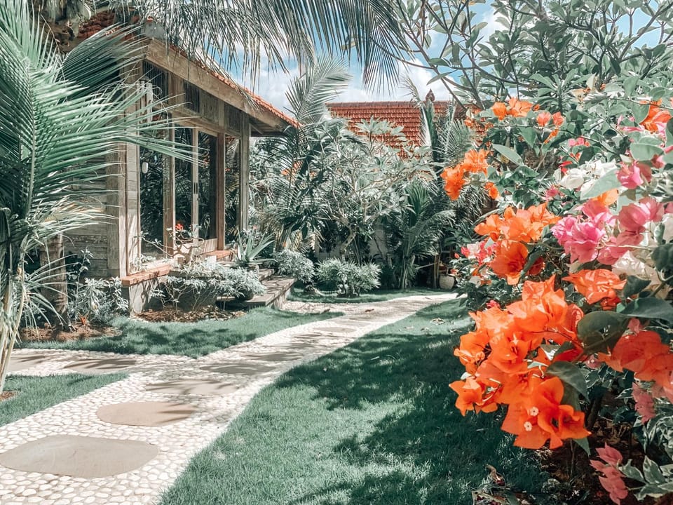 Uluwatu Breeze Village Campground/ 
RV Resort in Bali