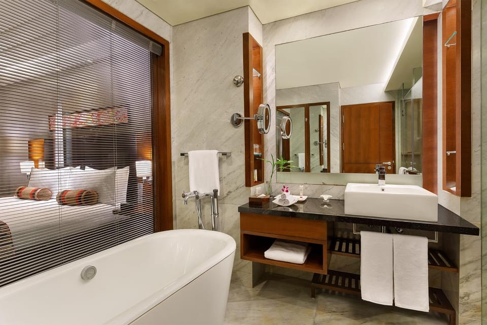 Bathroom, Bath