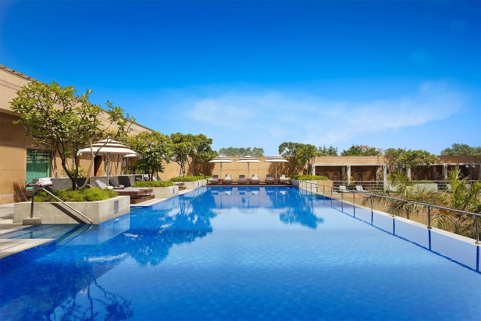 Pool view, Swimming pool