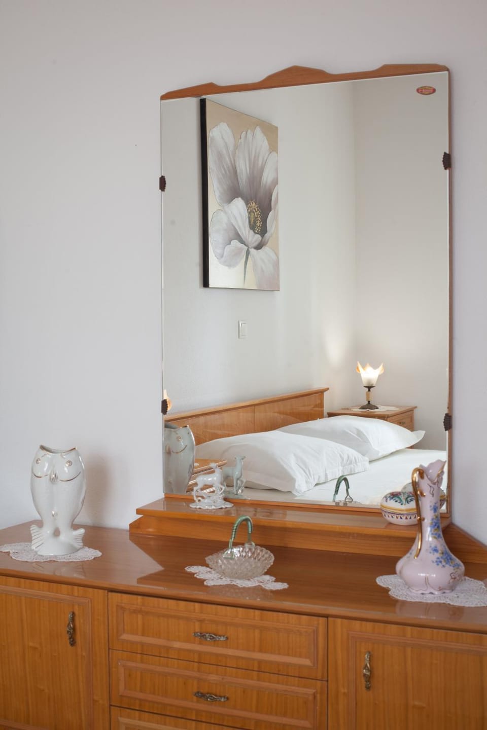 Seating area, Bedroom