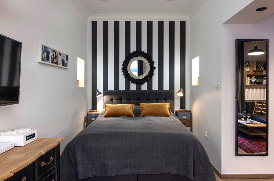 Bathroom, Bedroom