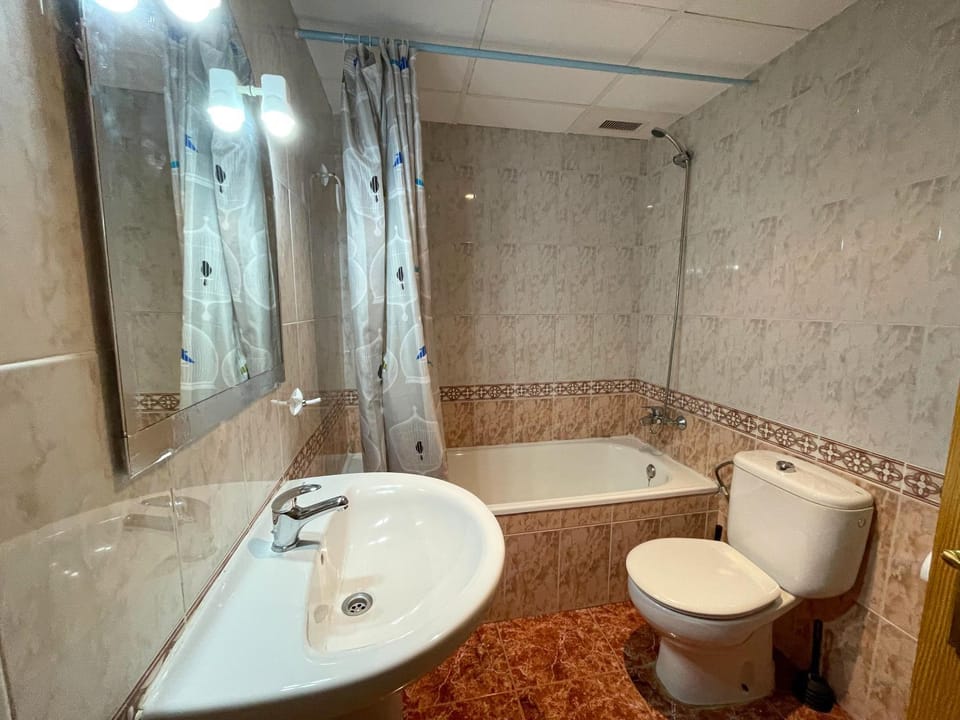 Bathroom, Bath