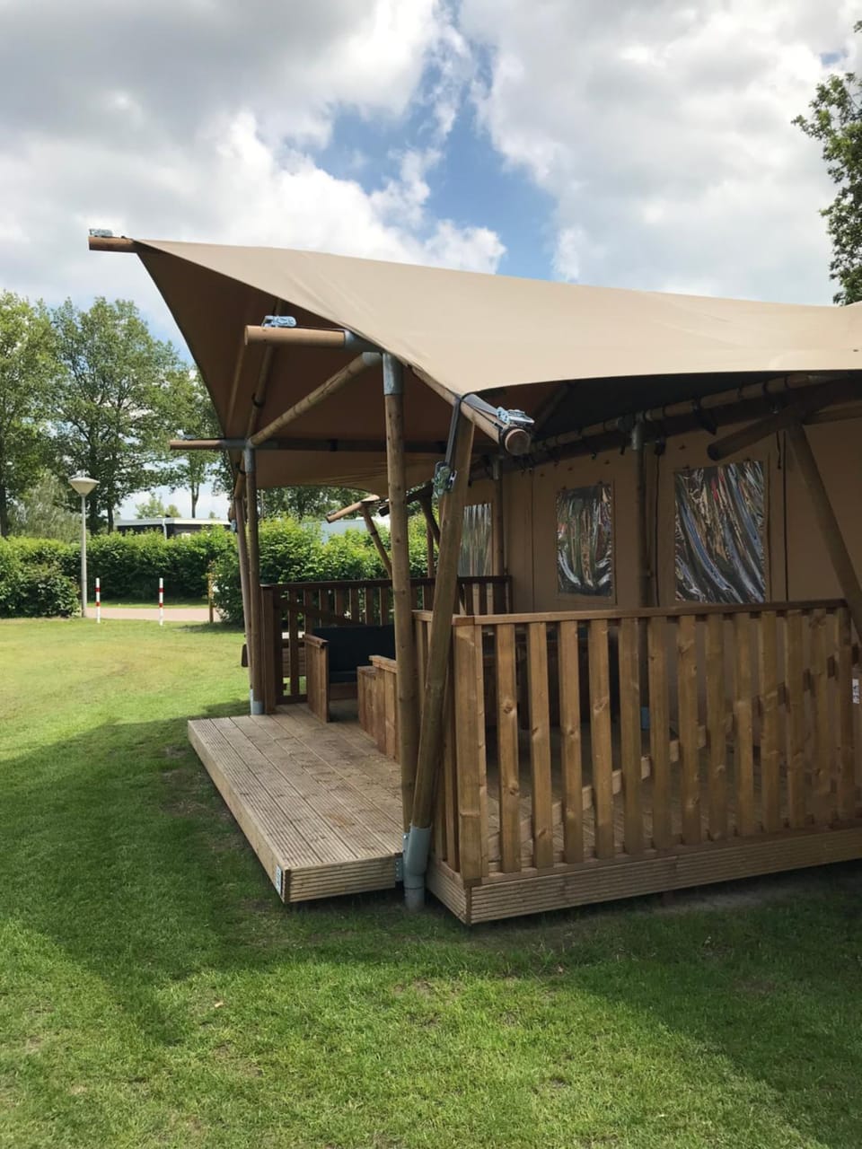 Property building, Nearby landmark, Restaurant/places to eat, Children play ground, Animals, On site, Swimming pool, Open Air Bath