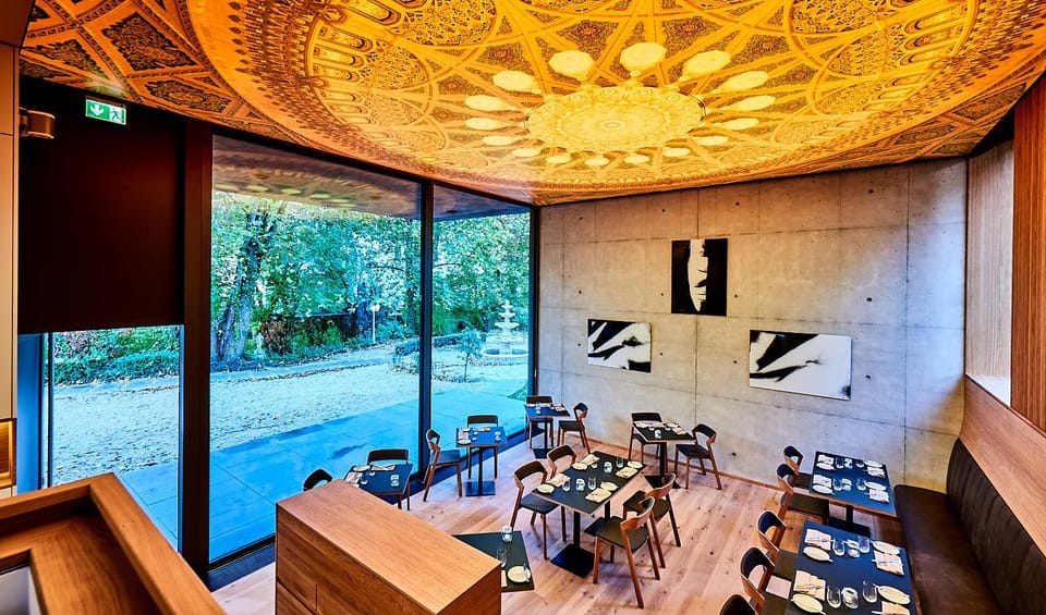 Nightclub / DJ, Dining area