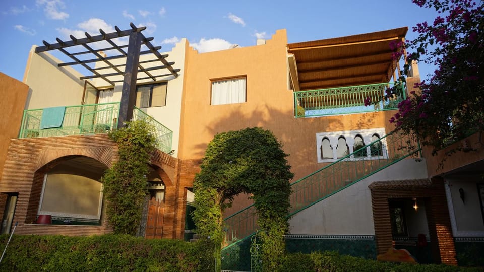 Property building, Garden, Garden view, Pool view
