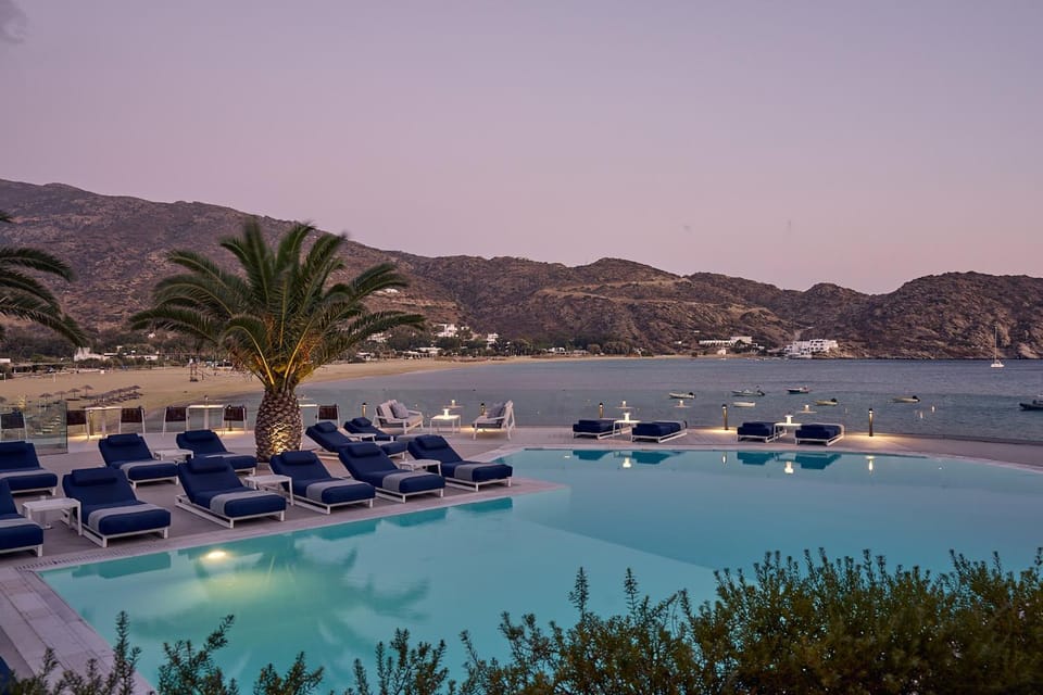 Beach, Pool view, Sea view, Swimming pool, sunbed