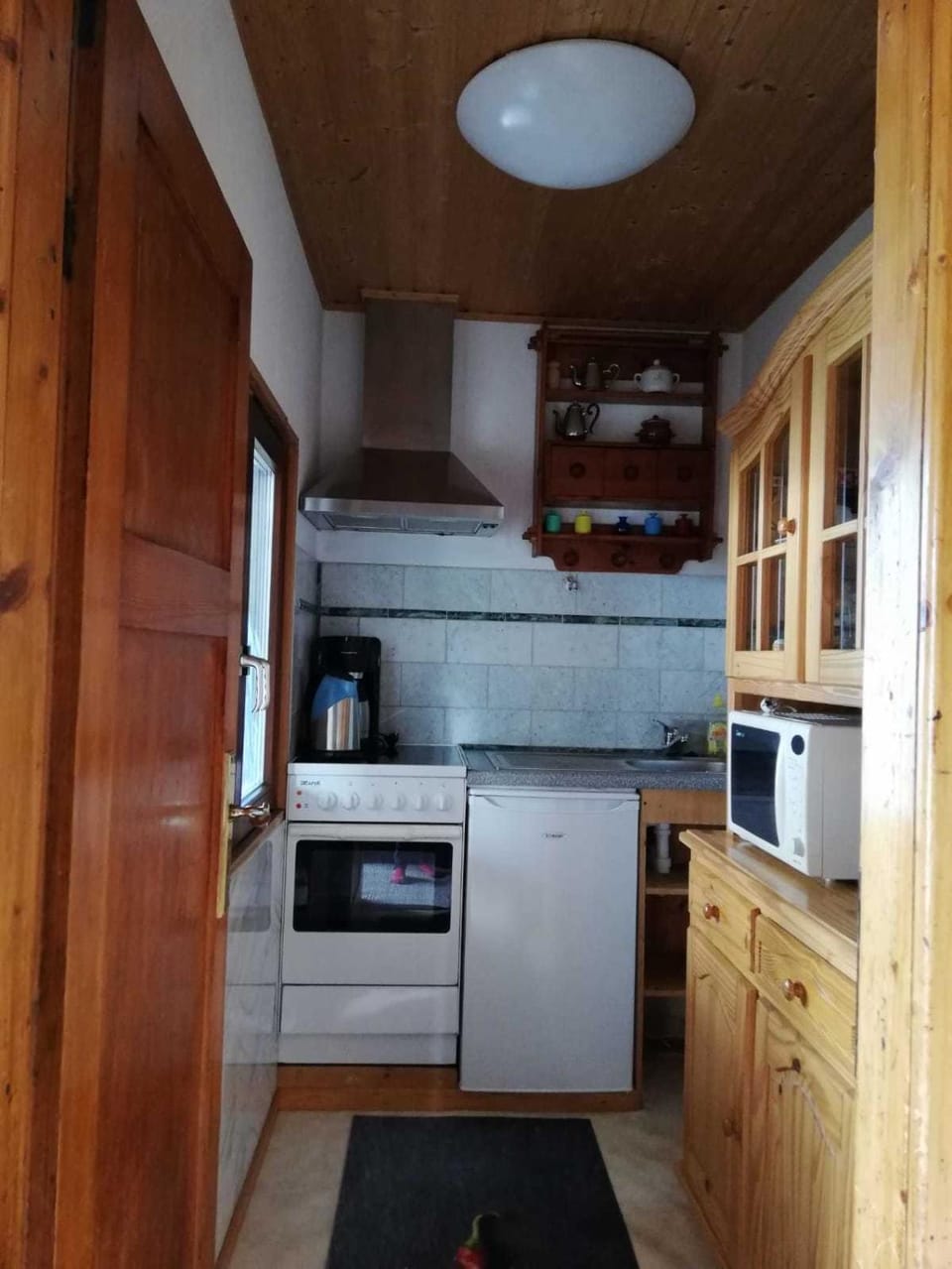 Kitchen or kitchenette, kitchen