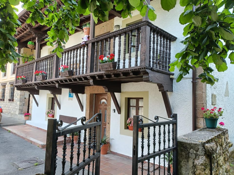 Casa Pelayo 2 Country House in Cantabria