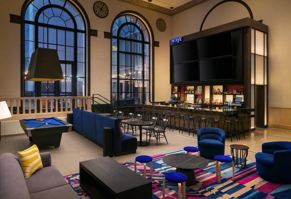 Restaurant/places to eat, Billiard, Lounge or bar, Seating area, Drinks