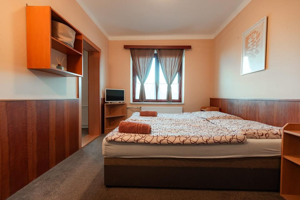 TV and multimedia, Bedroom