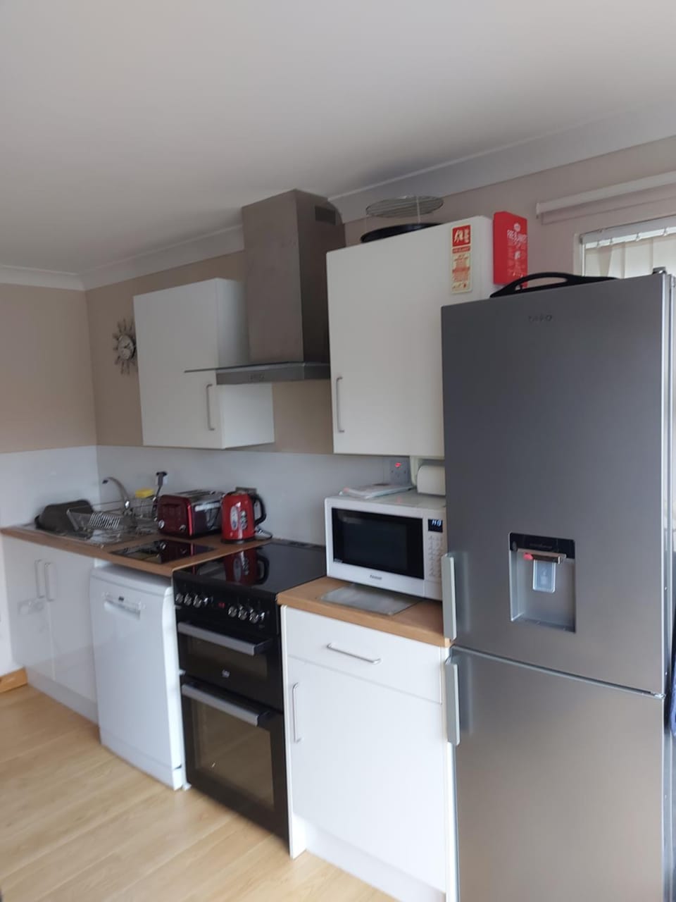 Kitchen or kitchenette, dishwasher, oven, toaster, kitchen