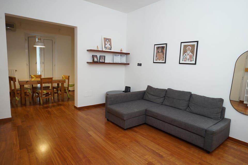 Manzoni House Apartment in Bari