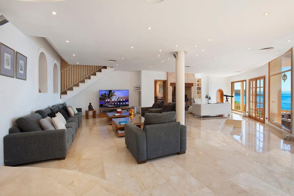 Property building, Living room