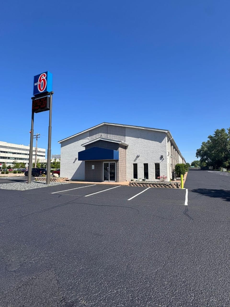 Property building, On site, Parking