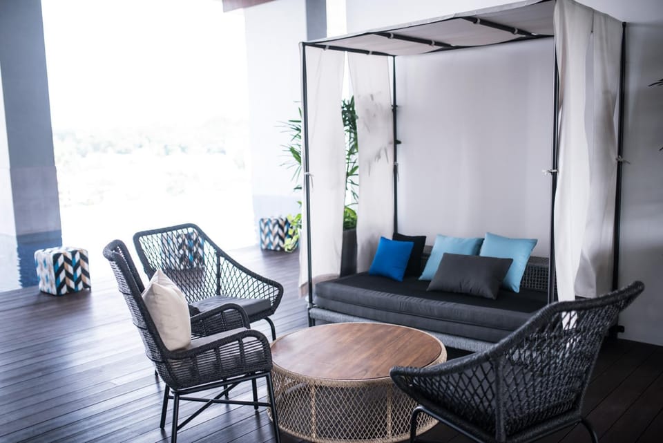 Seating area, Swimming pool