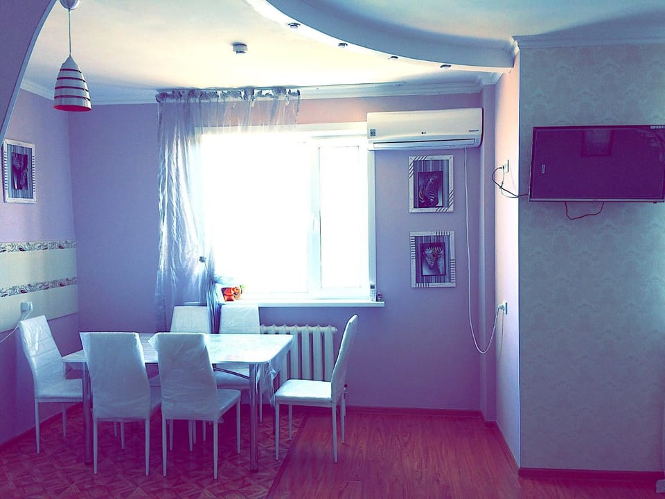 BBQ facilities, TV and multimedia, Coffee/tea facilities, Balcony/Terrace, Kitchen or kitchenette, Living room, Seating area, Dining area