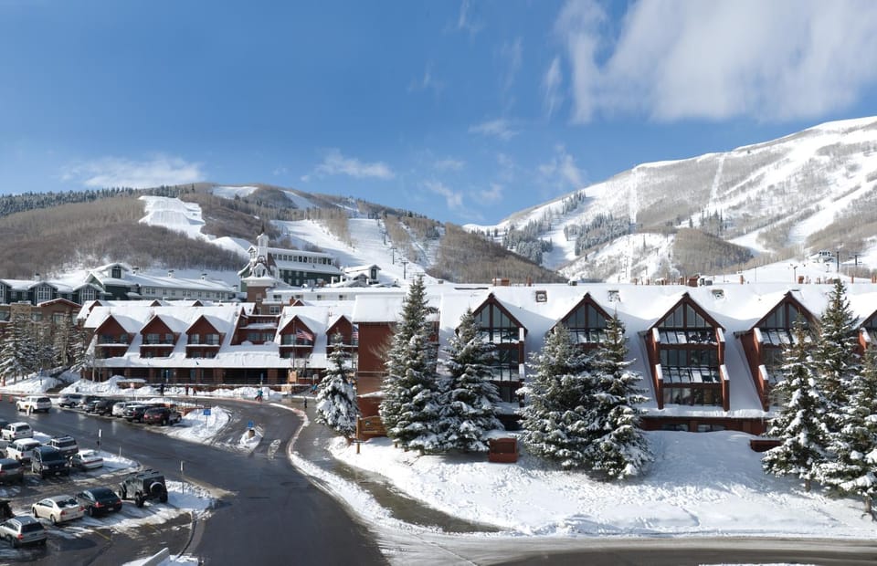 Facade/entrance, Winter, Skiing