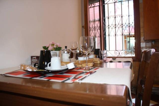 Calle dei Ormesini Apartment in Venice
