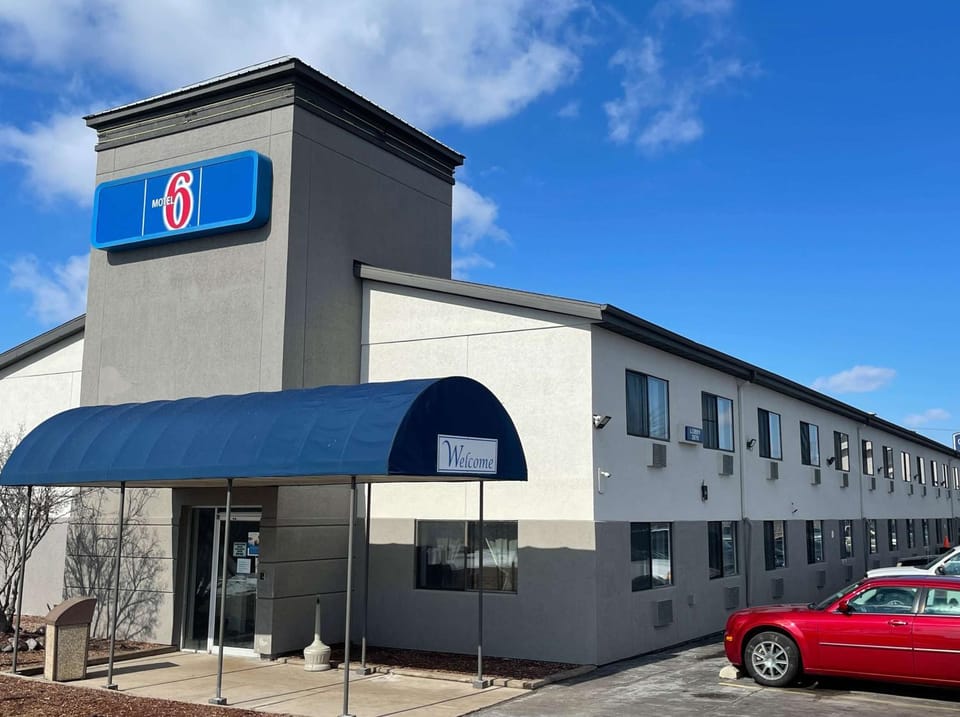 Property building, On site
