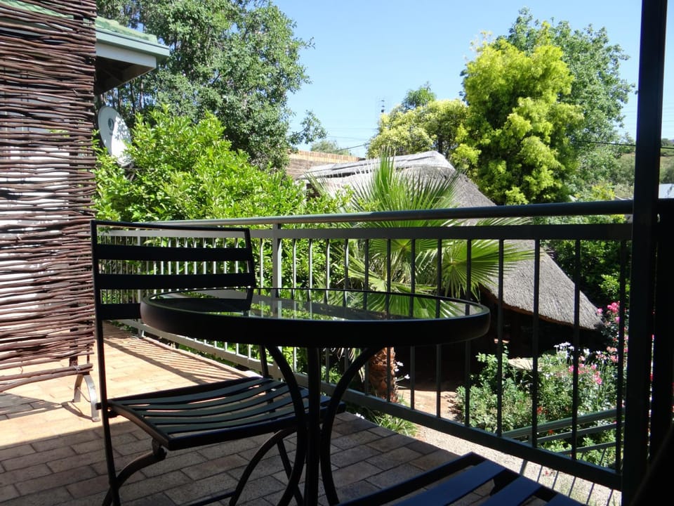 Patio, Day, Garden, View (from property/room), Balcony/Terrace, Garden view, Inner courtyard view