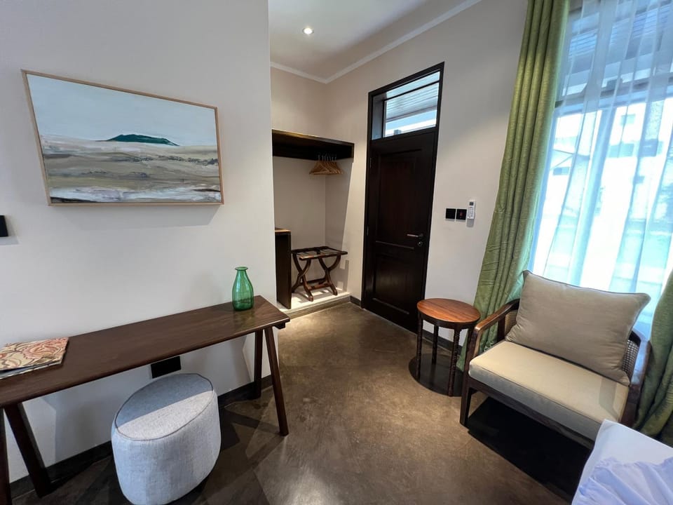Bedroom, furniture