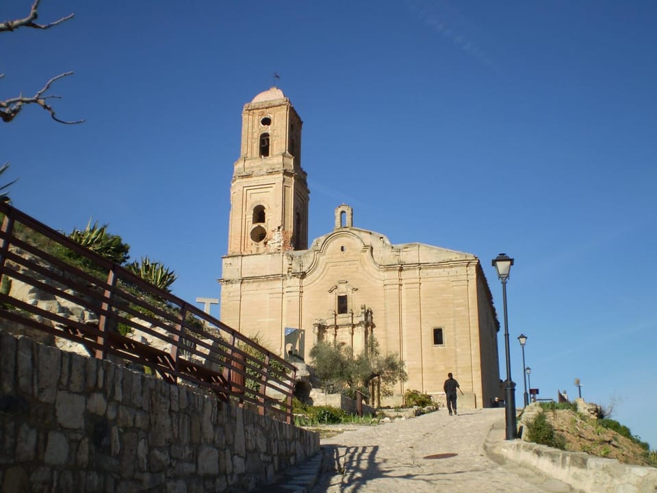 Nearby landmark