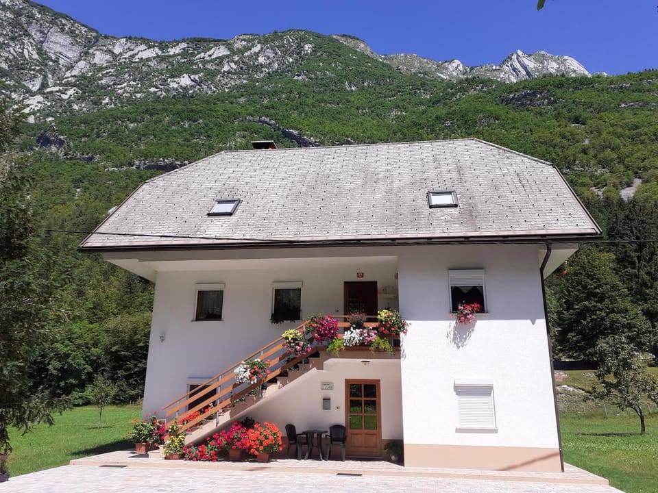 Property building, Day, Natural landscape, Mountain view
